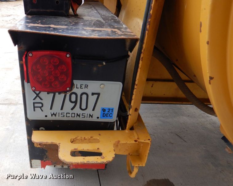 image for item MC9833 2005 Vermeer Ring-o-matic 550  vacuum excavator