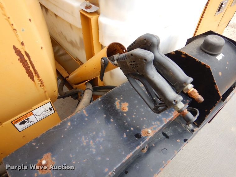 image for item MC9833 2005 Vermeer Ring-o-matic 550  vacuum excavator