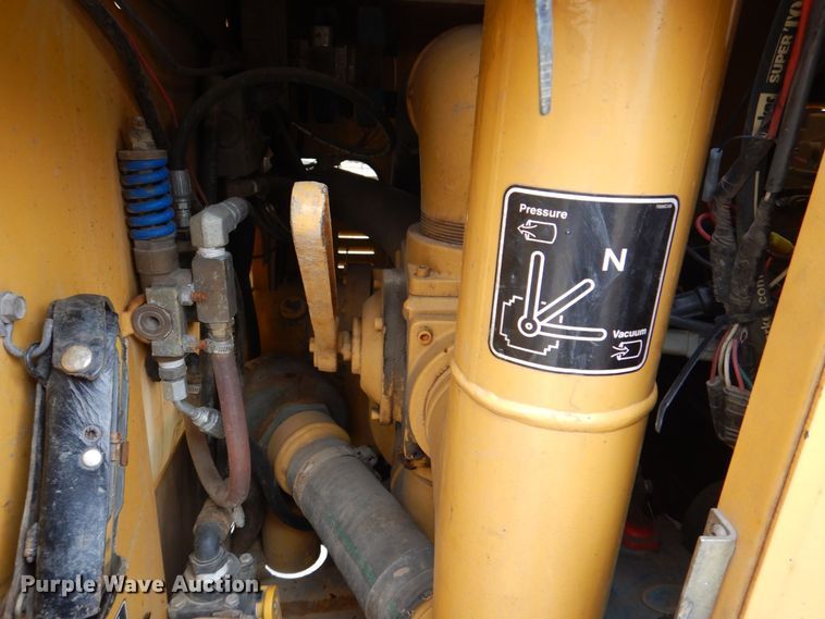 image for item MC9833 2005 Vermeer Ring-o-matic 550  vacuum excavator