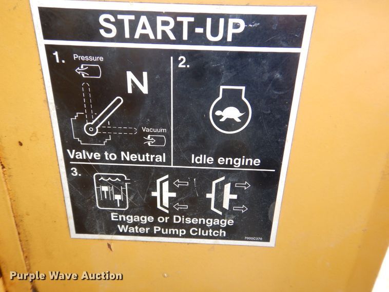 image for item MC9833 2005 Vermeer Ring-o-matic 550  vacuum excavator