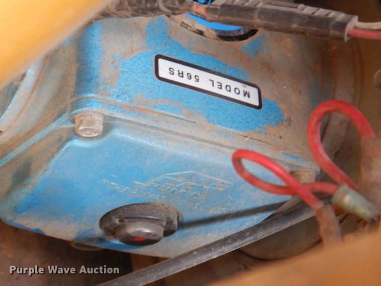 image for item MC9833 2005 Vermeer Ring-o-matic 550  vacuum excavator