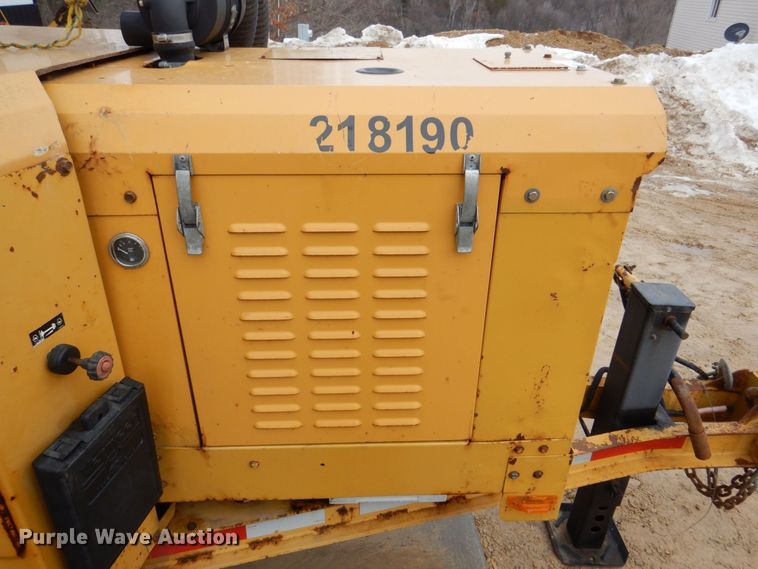 image for item MC9833 2005 Vermeer Ring-o-matic 550  vacuum excavator