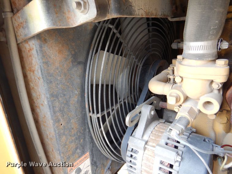 image for item MC9833 2005 Vermeer Ring-o-matic 550  vacuum excavator