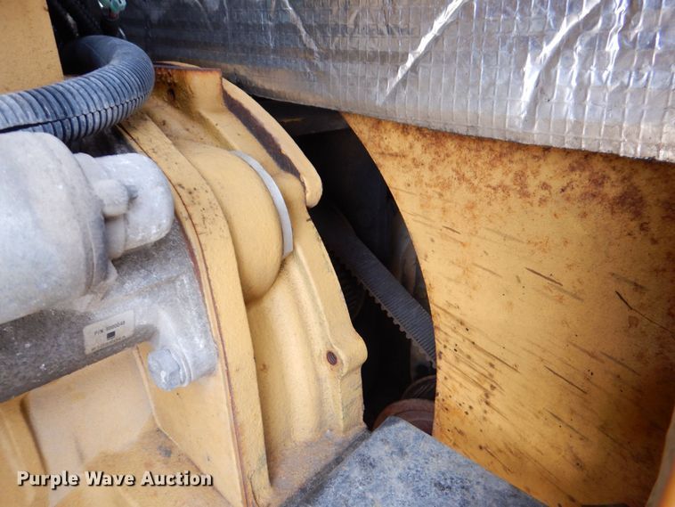 image for item MC9833 2005 Vermeer Ring-o-matic 550  vacuum excavator