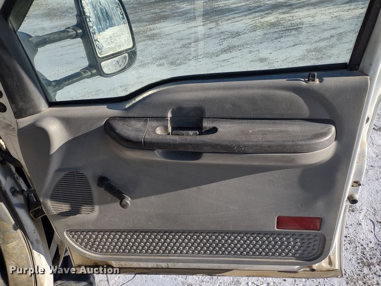 image for item MD9379 2007 Ford F550 Super Duty XL  utility / service truck