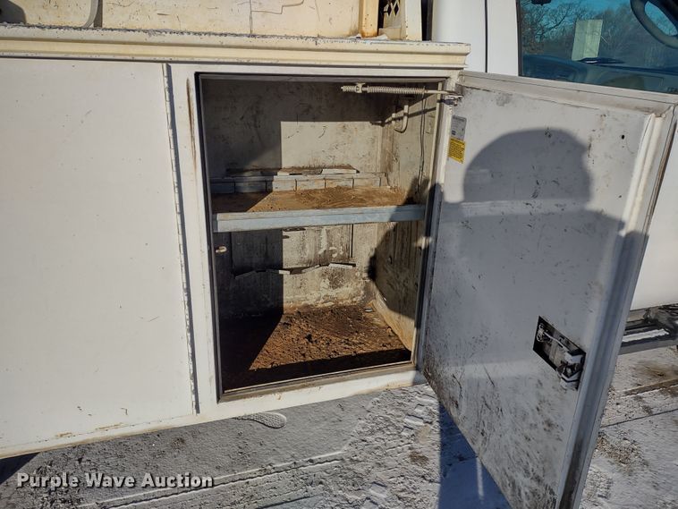 image for item MD9379 2007 Ford F550 Super Duty XL  utility / service truck