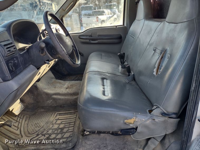 image for item MD9379 2007 Ford F550 Super Duty XL  utility / service truck