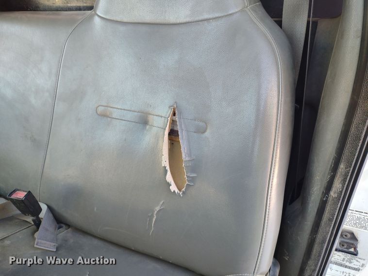 image for item MD9379 2007 Ford F550 Super Duty XL  utility / service truck