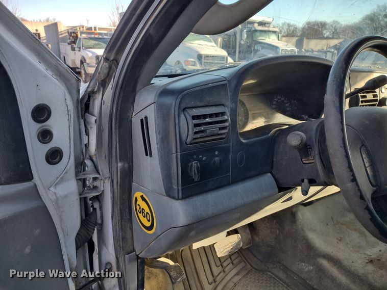 image for item MD9379 2007 Ford F550 Super Duty XL  utility / service truck