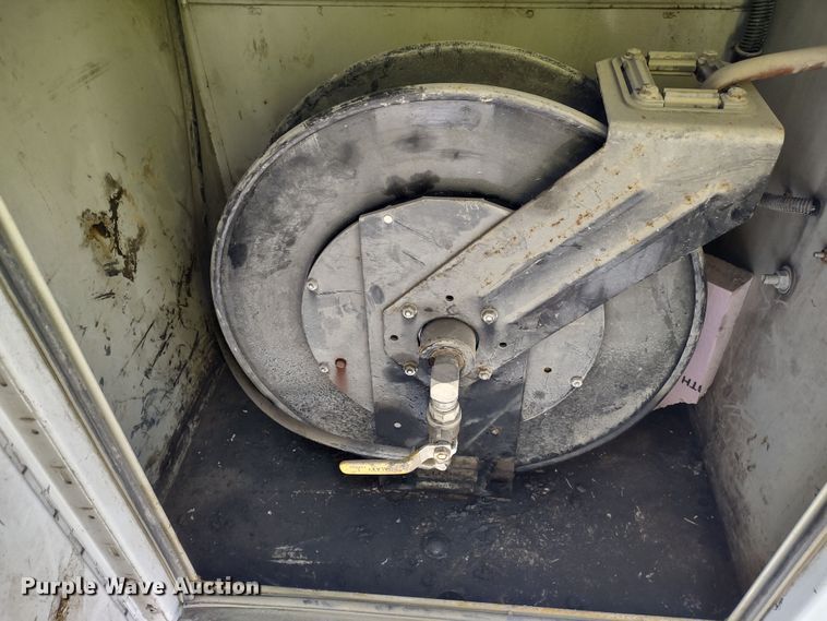 image for item MD9379 2007 Ford F550 Super Duty XL  utility / service truck