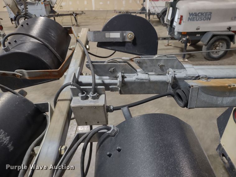 image for item MD9410 2010 Doosan LS60HZT4F  light plant