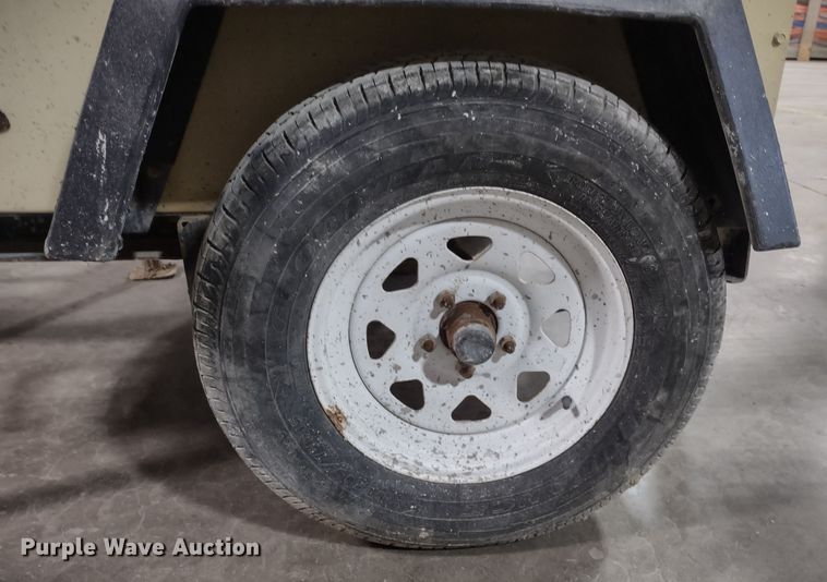 image for item MD9410 2010 Doosan LS60HZT4F  light plant