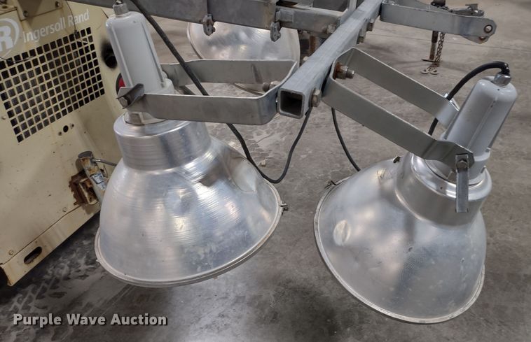 image for item MD9412 2008 Doosan Lightsource A  light plant