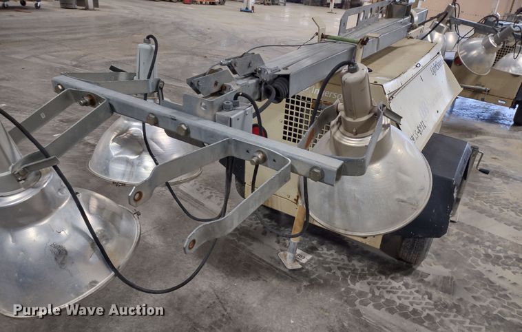 image for item MD9412 2008 Doosan Lightsource A  light plant