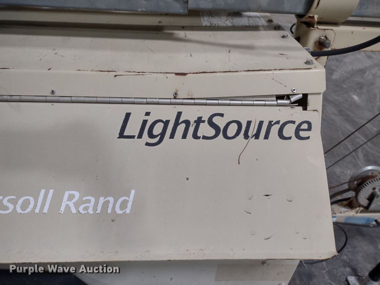 image for item MD9412 2008 Doosan Lightsource A  light plant