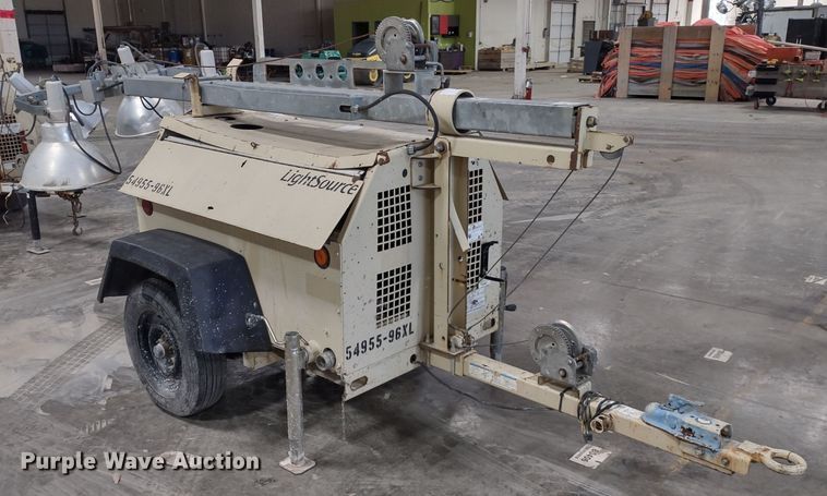 image for item MD9413 2008 Doosan Lightsource A  light plant