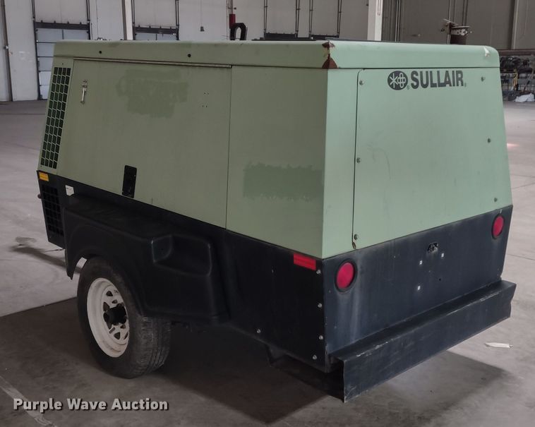 image for item MD9421 Sullair  air compressor