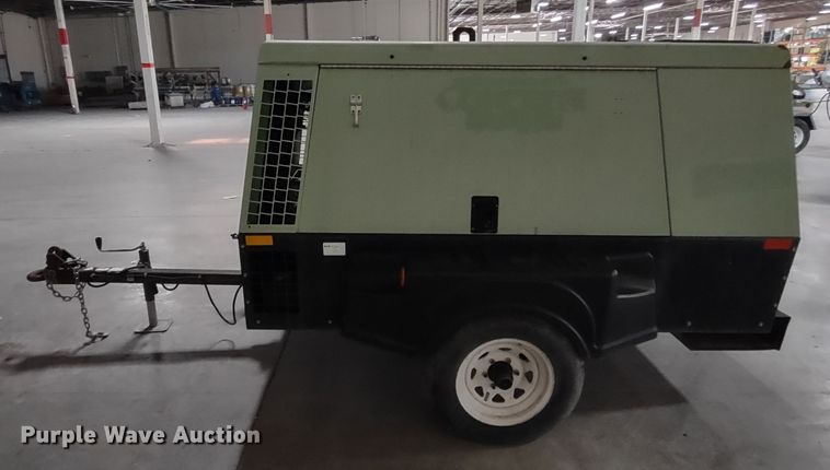 image for item MD9421 Sullair  air compressor