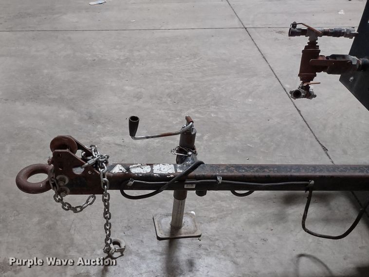 image for item MD9421 Sullair  air compressor