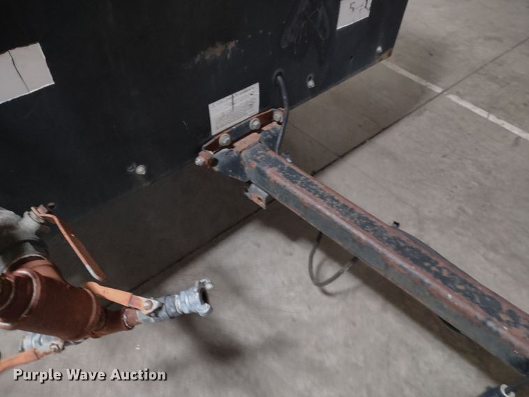 image for item MD9421 Sullair  air compressor