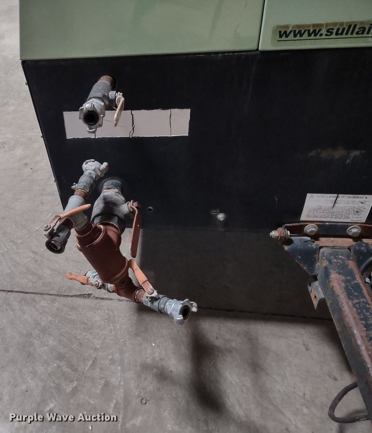 image for item MD9421 Sullair  air compressor