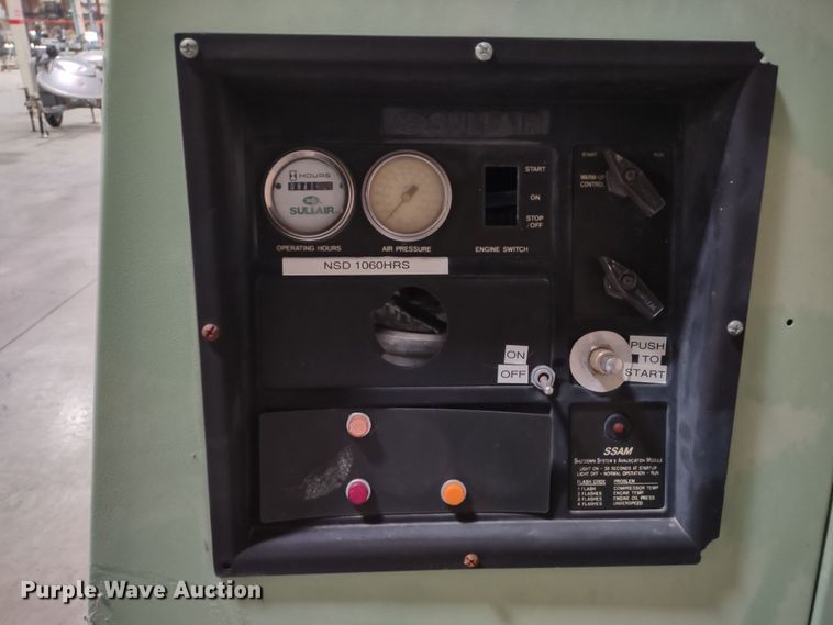 image for item MD9421 Sullair  air compressor