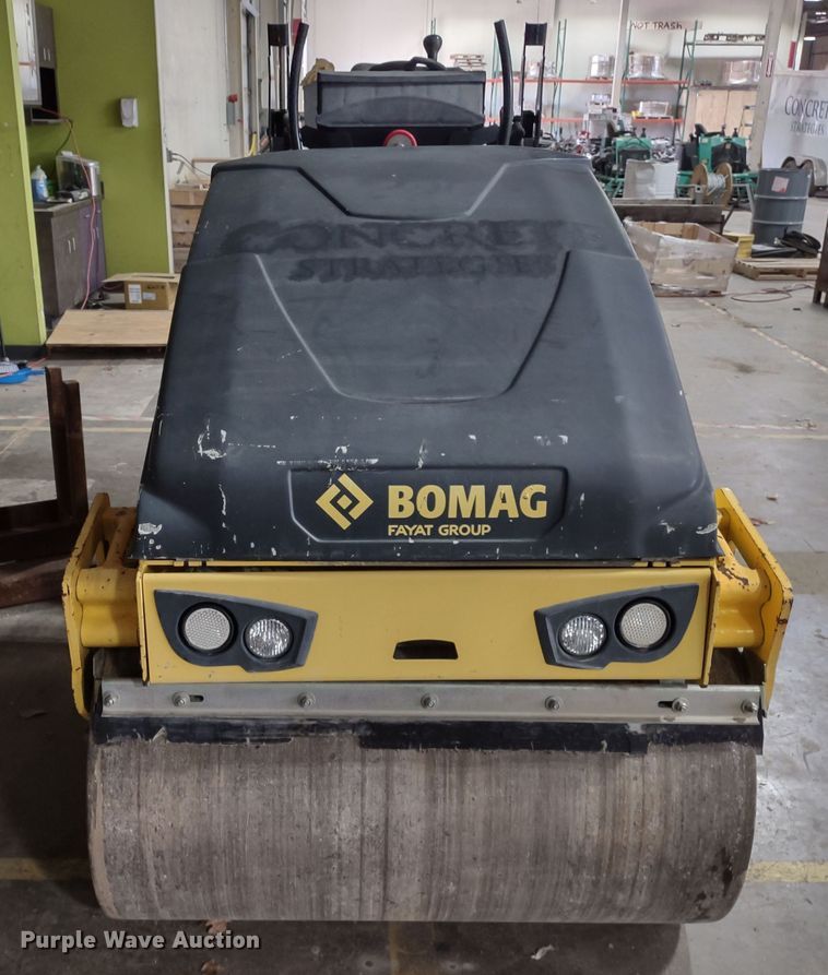 image for item MD9425 2015 Bomag BW120SL-5  double drum vibratory roller