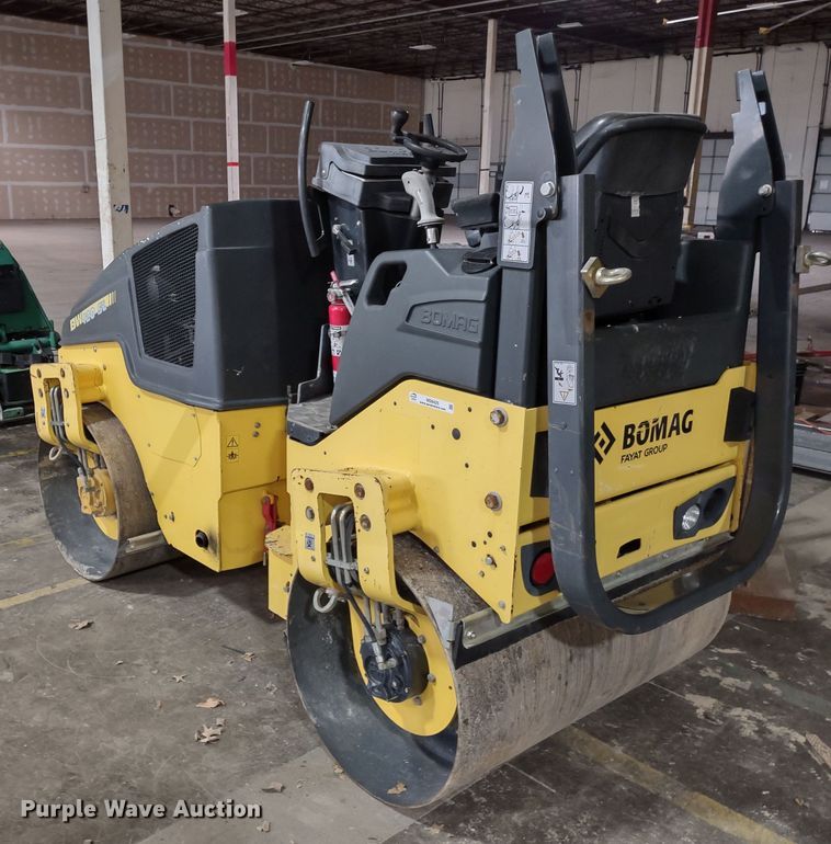 image for item MD9425 2015 Bomag BW120SL-5  double drum vibratory roller
