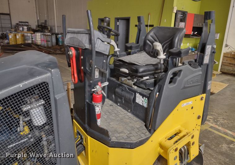 image for item MD9425 2015 Bomag BW120SL-5  double drum vibratory roller