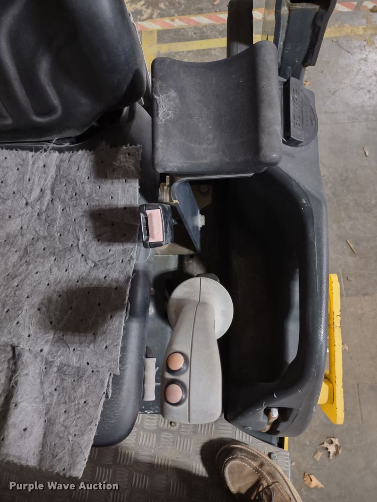 image for item MD9425 2015 Bomag BW120SL-5  double drum vibratory roller