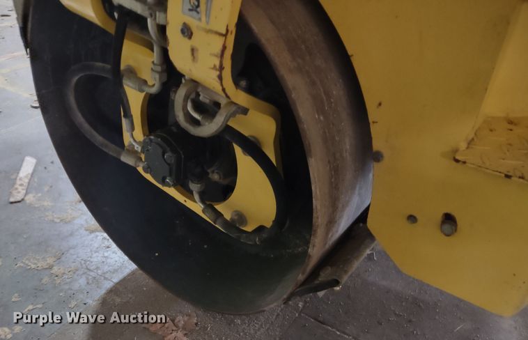 image for item MD9425 2015 Bomag BW120SL-5  double drum vibratory roller