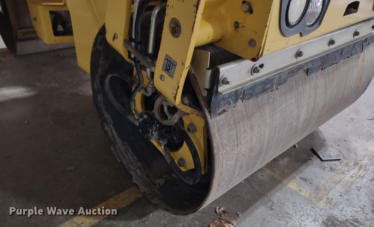 image for item MD9425 2015 Bomag BW120SL-5  double drum vibratory roller