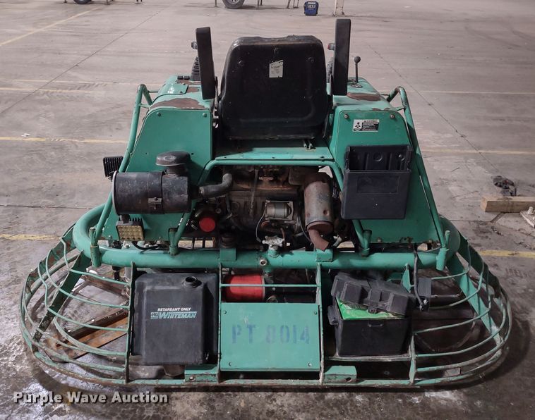 image for item MD9426 Whiteman HTX  power trowel