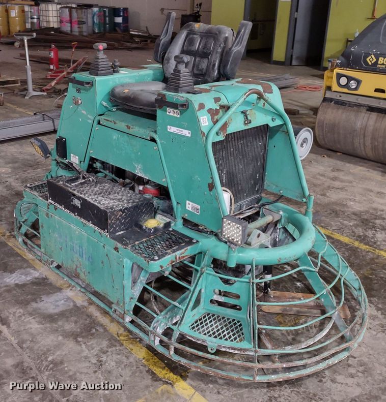 image for item MD9426 Whiteman HTX  power trowel