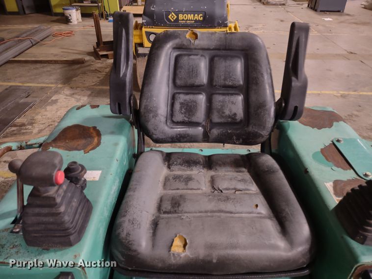 image for item MD9426 Whiteman HTX  power trowel