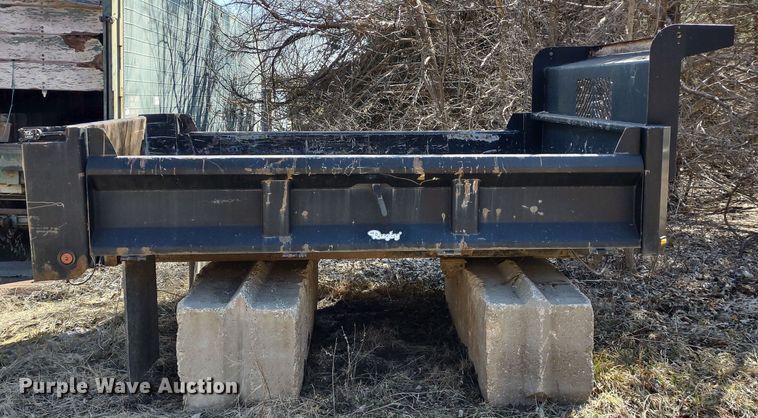 image for item MD9432 Rugby  dump bed