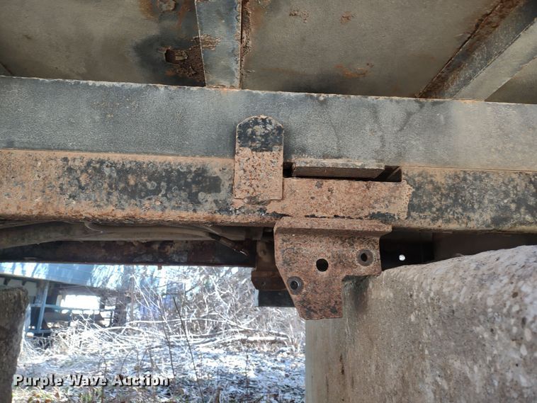 image for item MD9432 Rugby  dump bed