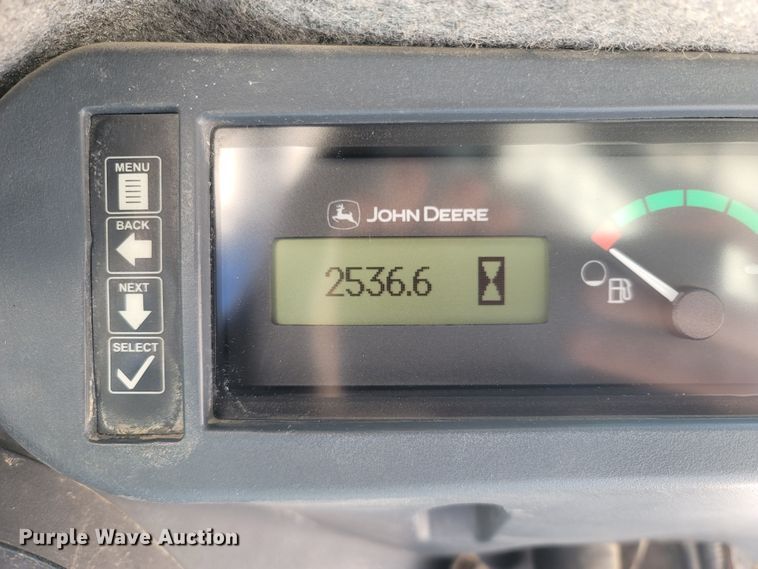 image for item ME9046 2013 John Deere 326E  skid steer loader