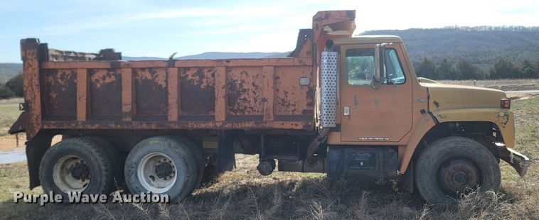 image for item ME9048 1986 International F1954  dump truck