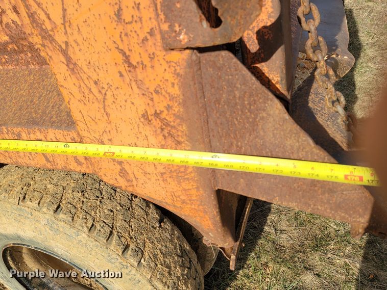 image for item ME9048 1986 International F1954  dump truck