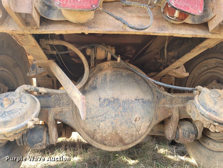 image for item ME9048 1986 International F1954  dump truck