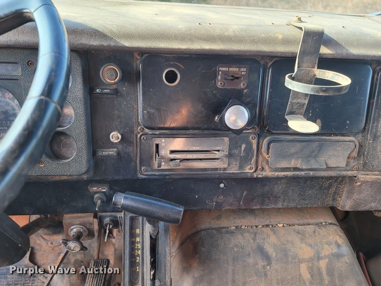 image for item ME9048 1986 International F1954  dump truck