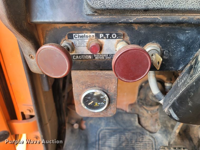 image for item ME9048 1986 International F1954  dump truck