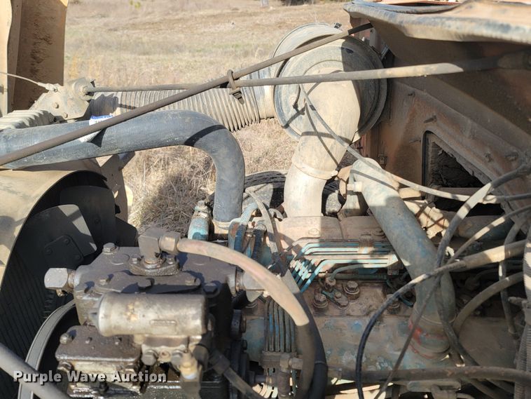 image for item ME9048 1986 International F1954  dump truck