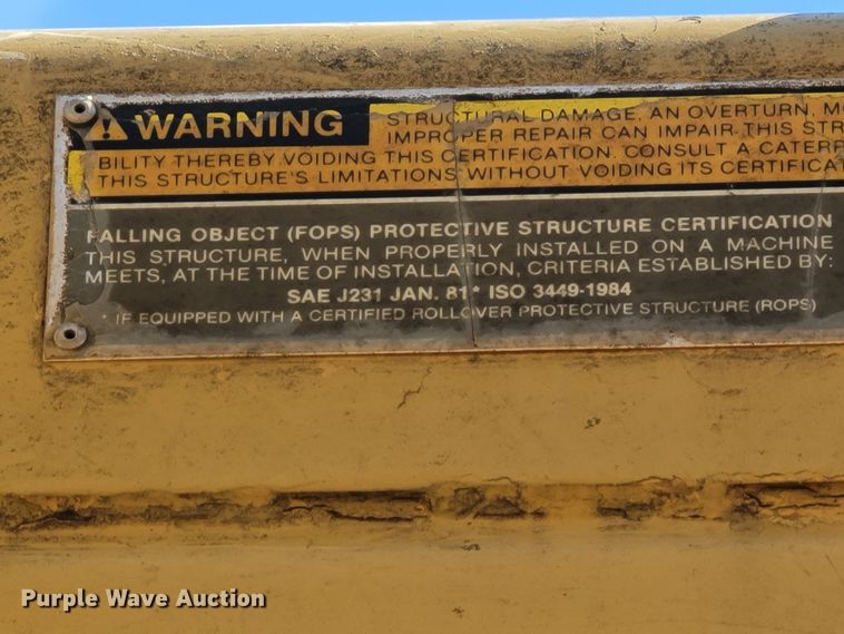 image for item ME9049 1987 Caterpillar D6H Series II  dozer