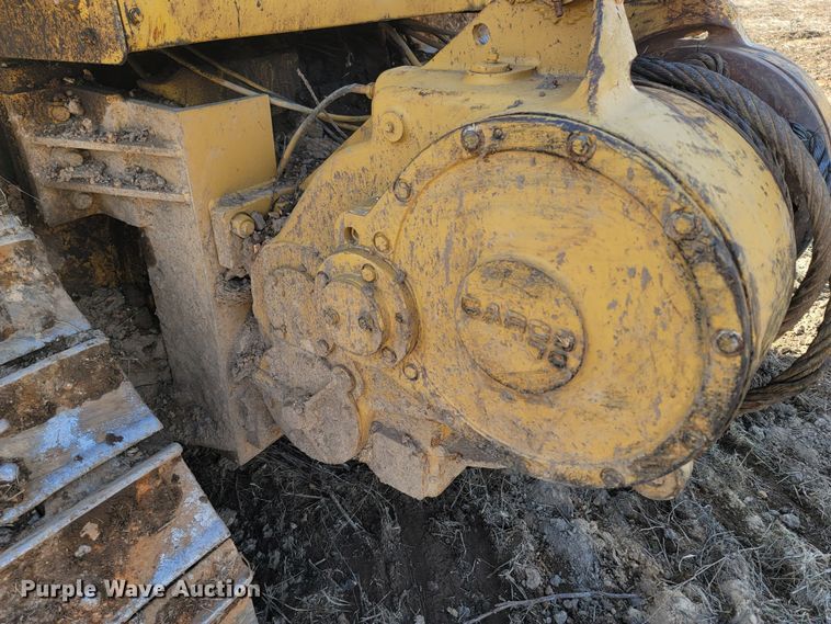 image for item ME9049 1987 Caterpillar D6H Series II  dozer