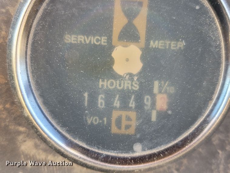 image for item ME9049 1987 Caterpillar D6H Series II  dozer