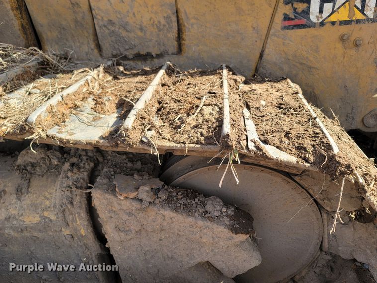 image for item ME9049 1987 Caterpillar D6H Series II  dozer