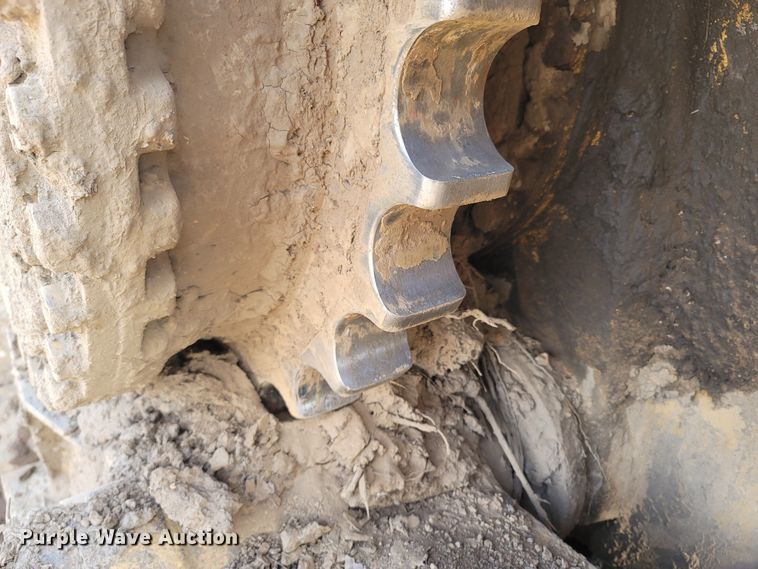 image for item ME9049 1987 Caterpillar D6H Series II  dozer