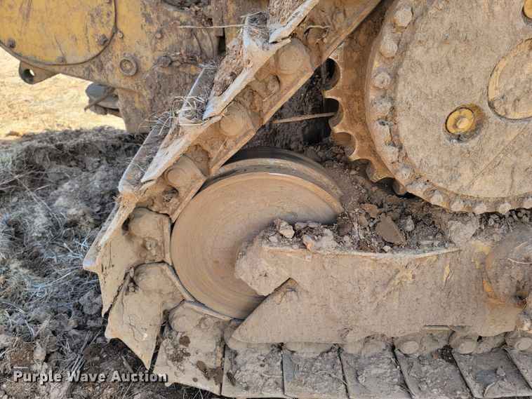 image for item ME9049 1987 Caterpillar D6H Series II  dozer